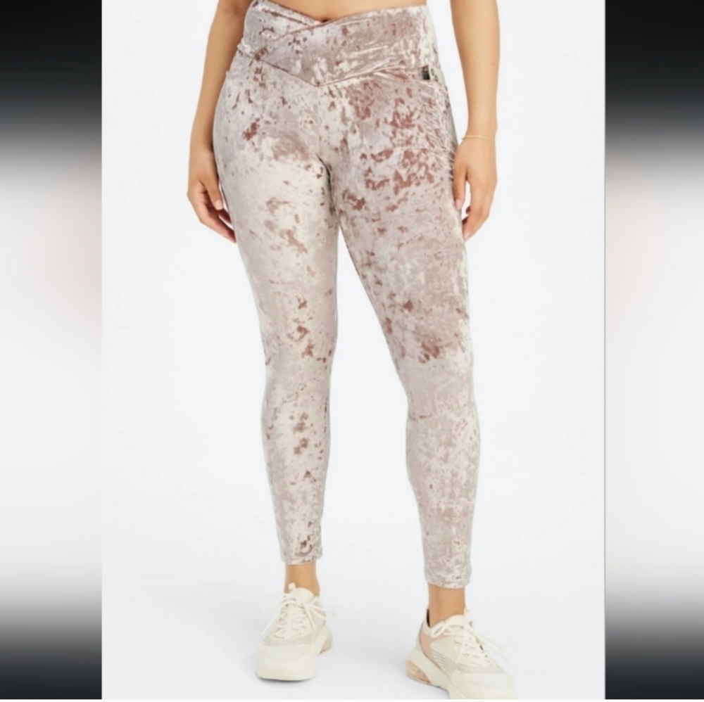 FABLETICS Crushed Velvet Leggings size M